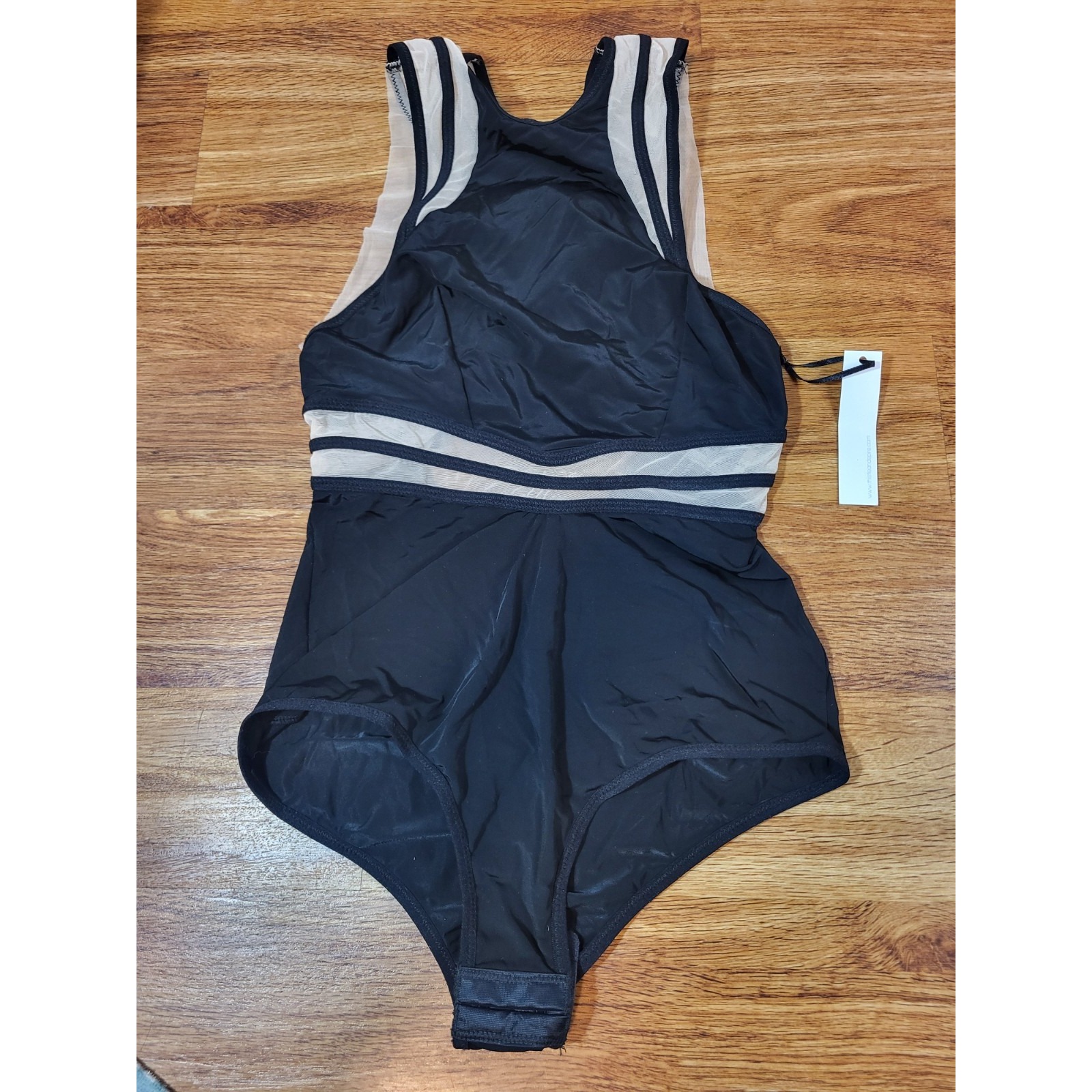 Nwt Thistle & Spire Fine Lines Black Size Small